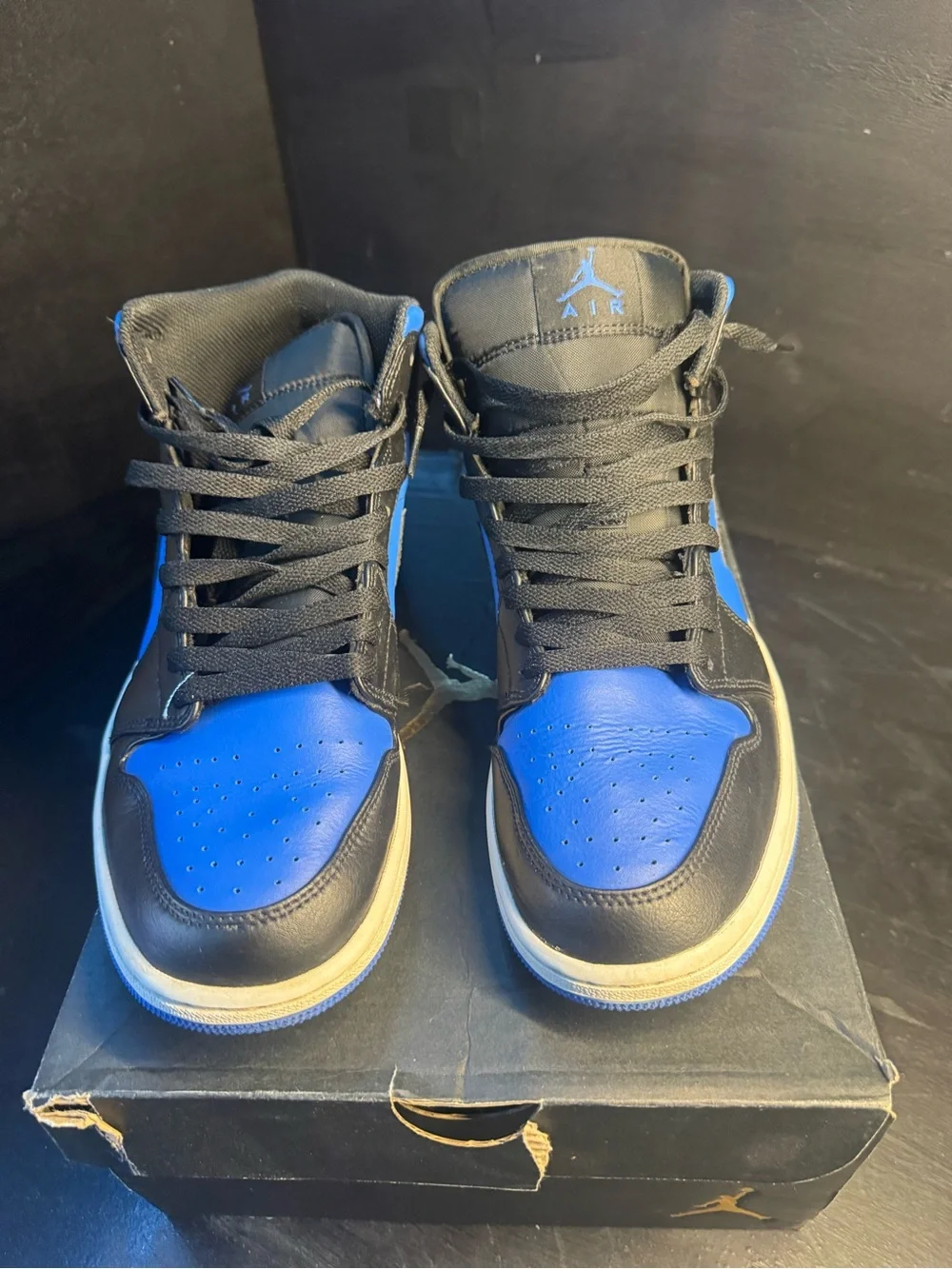 Nike iconic mid